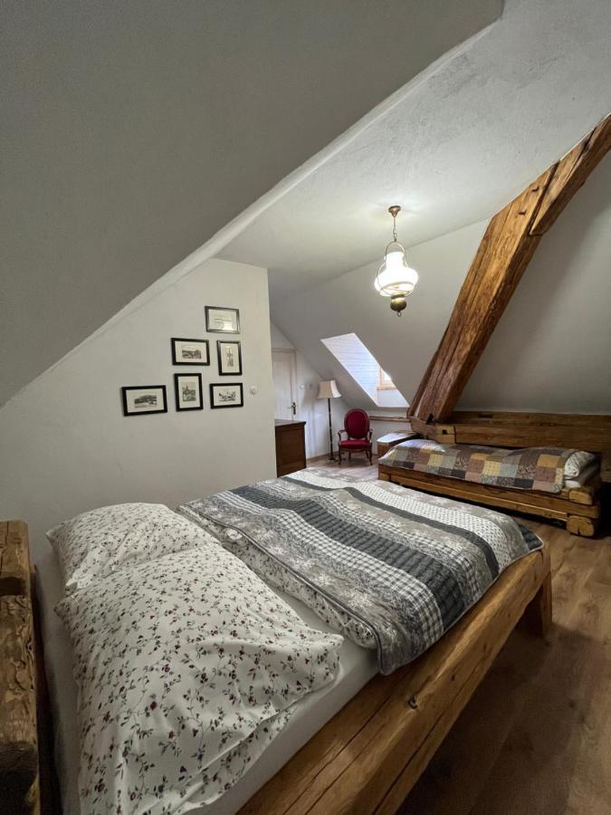 Apartmany Pod Schodami Banská Štiavnica エクステリア 写真
